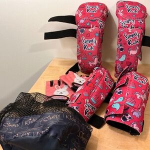 Simply Kids Soft Style Kids knee and elbow pads, gloves Flexible